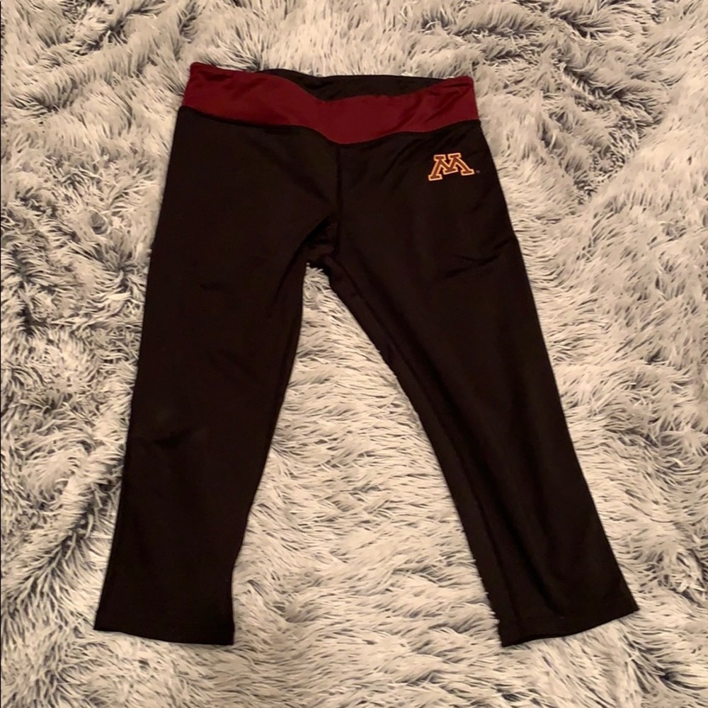 Minnesotan Cropped Leggings